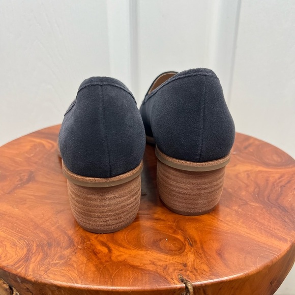 Sofft Women's Navy Loafers - Picture 5 of 10